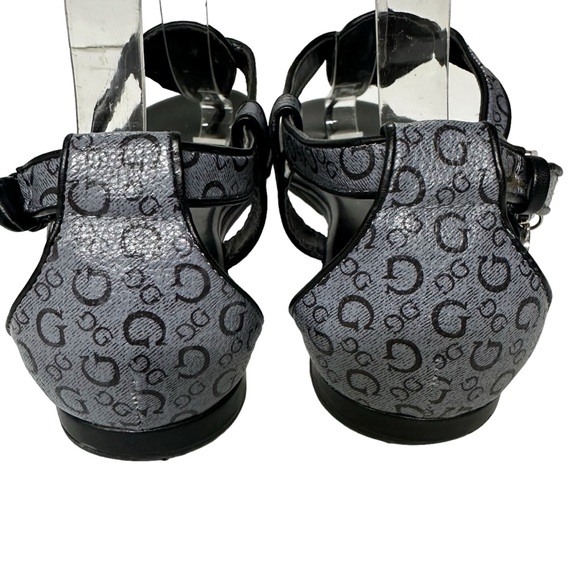 Guess T Strap Buckle Flat Sandals Womens Size 8.5 M - Picture 3 of 8
